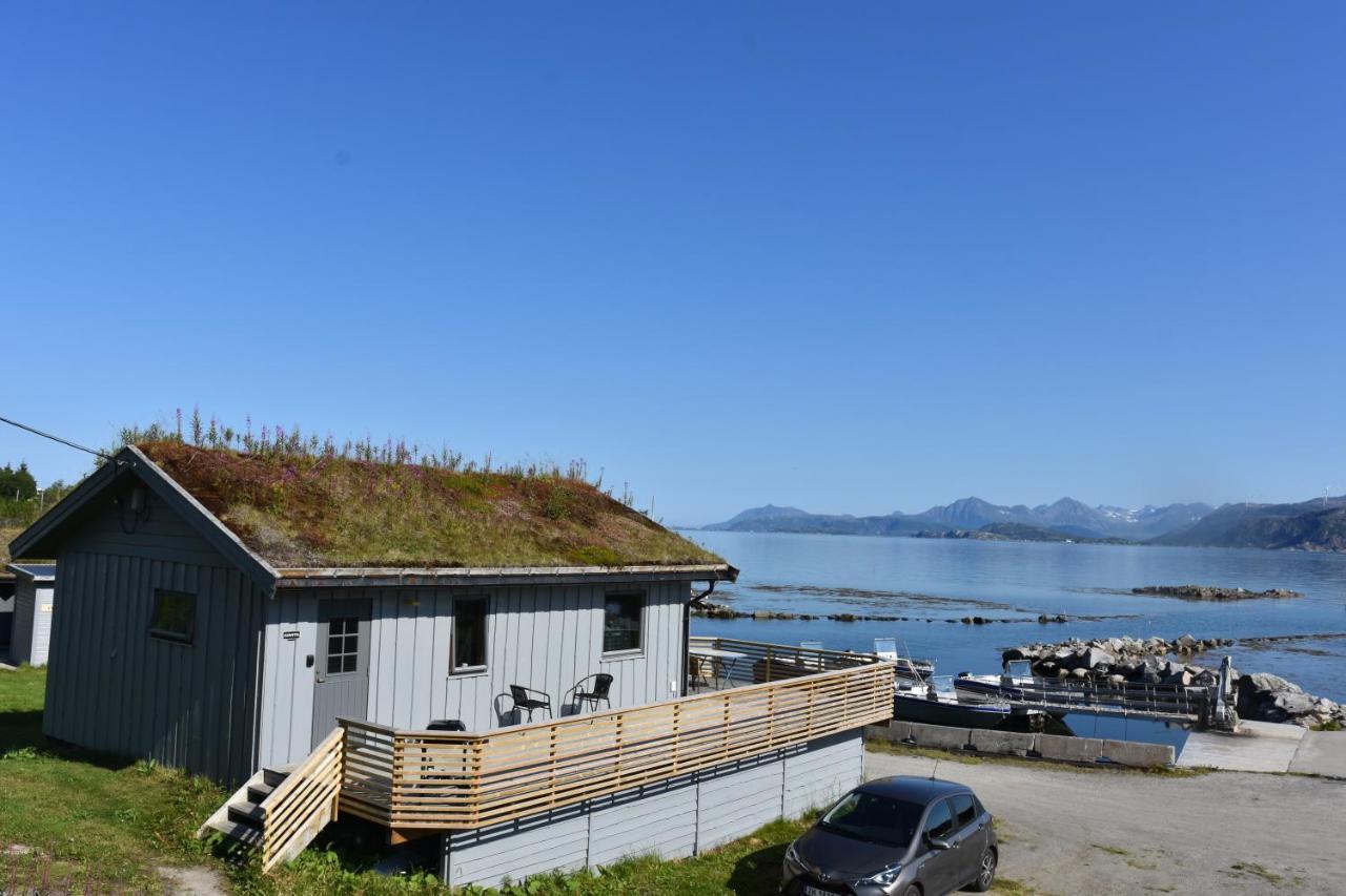 Hotel Laukvik Senja Botnhamn Exterior foto