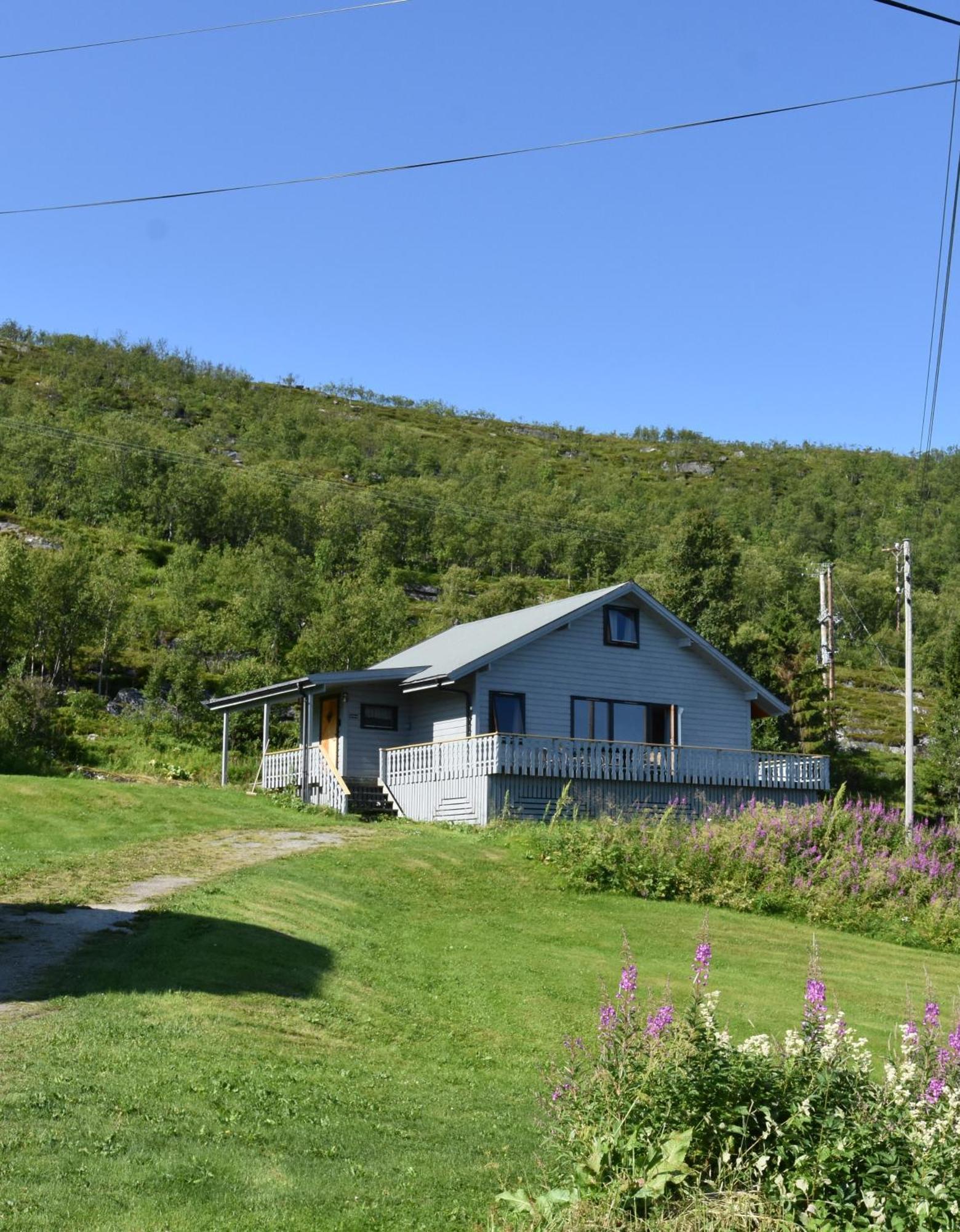 Hotel Laukvik Senja Botnhamn Exterior foto
